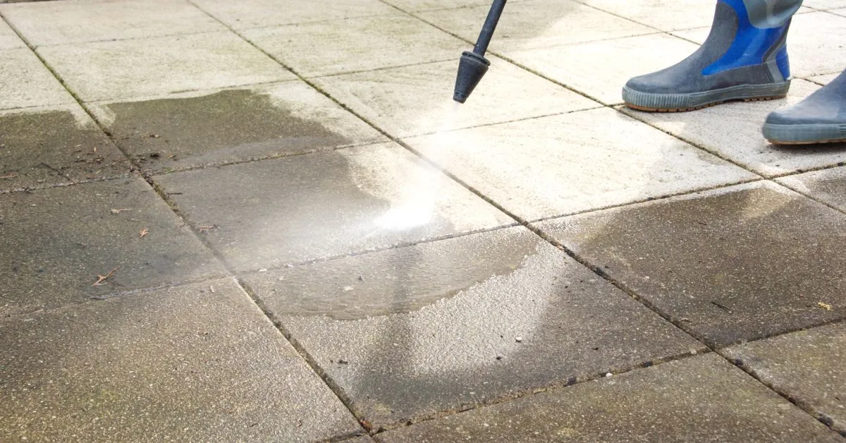 dust and dirt removal pressure washing