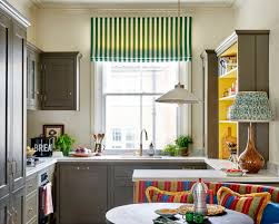 Battery-powered motorized blinds